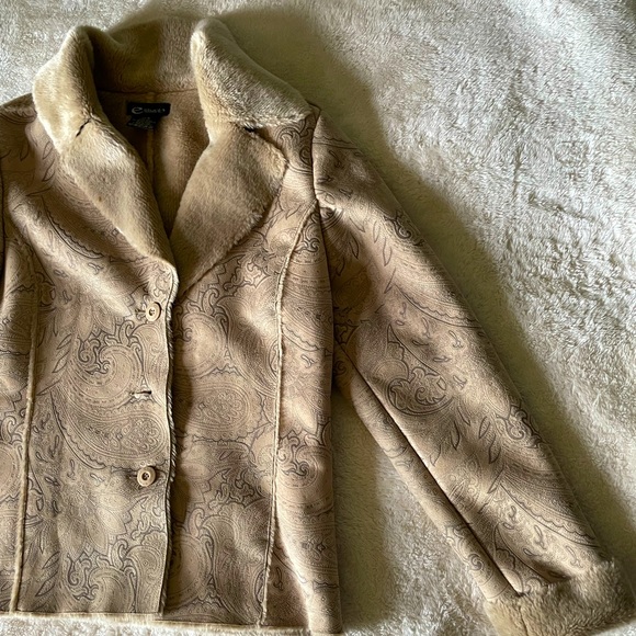 eStudio Faux Fur Beige Suede Jacket with Floral Print Size Medium - Picture 3 of 13